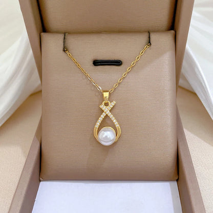 Colliers et boucles d'oreilles à perles